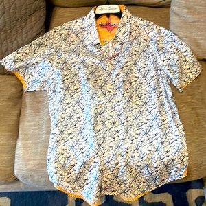 Robert Graham men’s short sleeve